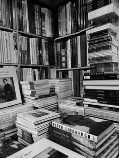 Stacked books on top of each other. Books Black And White Aesthetic, Reading Aesthetic Black And White, Vision Board Aesthetic Pictures Black And White, Notion Black And White