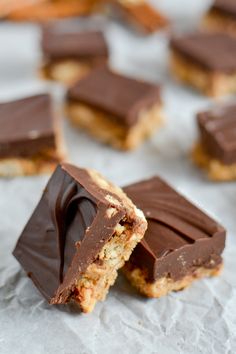 chocolate and peanut butter bars cut in half