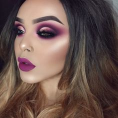 Make Up Full Face, Purple Lipstick Makeup, Make Up Designs, Make Up Inspiration, Purple Lipstick, Purple Makeup, Beauty Make-up, Pinterest Makeup, Purple Eyeshadow