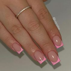 #nailidea #acrylic #nailinspo #naildesign #nailsoftheday #pinterest #frenchnails #summer #pink #spain #italy #europe #acrylic short acrylic nails heart nude natural cute nail holiday nail inspo 2024 pink french tip Mom Nails Short Square, Short Acrylic Nails Heart, Short Nude Pink Nails, French Tip Acrylic Nails Short, Basic Nail Ideas, Acrylic Nails Short Square, Holiday Nail Inspo, Preppy Nails, Basic Nail