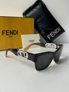 Fendi FE40081I 52A Brown Havana Sunglasses with Crystal Logo. Fendi box and case set included. Retail price $700. Made in Italy. Logo Sunglasses, Crystal Logo, Fendi Sunglasses, Sunglasses Logo, Men's Eyeglasses, Havana, Dolce And Gabbana, Fendi, In Italy