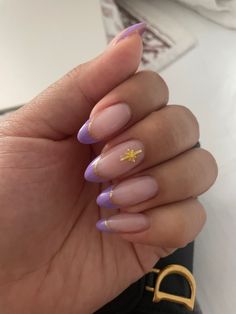 Simple Purple And Gold Nails, Tangled Nails Aesthetic, Tangle Inspired Nails, Rapunzel Themed Acrylic Nails, Purple Tangled Nails, Tangled Inspired Nails Simple, Tangled Rapunzel Acrylic Nails, Repunzle Theme Nails, Tangled Inspo Nails