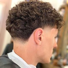 Best Fades For Curly Hair Men, Curls With Taper Fade, Tapper Fade Men Curly Long Hair, Curly Top Taper Fade, High Tapper Hair Men, Low Mid Fade Curly Hair, Mid Taper Wavy Hair, Fohawk Haircut Fade Curly, Short Curly Taper Fade