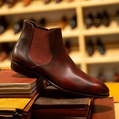 Chelsea boots collaboration between Carmina Shoemaker and Absolute Bespoke by Tomás Laso-Argos . This boots are crafted in museum burgundy, featuring a red-painted leather sole and brass toe cap. For this style, we chose the classic and elegant Inca last. # Cordovan Shoes, Leather Industry, Exclusive Shoes, Women's Mules, Painting Leather, Women Oxford Shoes, Goodyear Welt, Shoes Outlet, Mens Oxfords