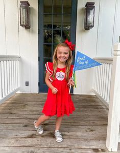 This listing is for the cutest red back to school dress!! Also Available in royal blue!! This is a cute ruffled red pinafore style dress. **This has a cute pink plaid VINYL apple with your choice of a personalized name or no name. You can also choose monogram initials.This is running true to size maybe slightly generous on top and hits to the knee or a little above. (See last picture for fit.) I think this could be paired with red ruffled shorties for a complete outfit or cute leggings. Last pic Navy Blue Girls Dress, Kindergarten Outfit, Back To School Dress, Easter Romper, Spring Rompers, Blue Colour Dress, Girls Back, Betty Dress, Apple Dress