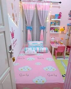 Bedsitter Arrangement Ideas, Small Kids Bedroom, Decorating A Bedroom, Small Room Design Bedroom, Deco Bedroom, Pastel Room, Baby Room Furniture