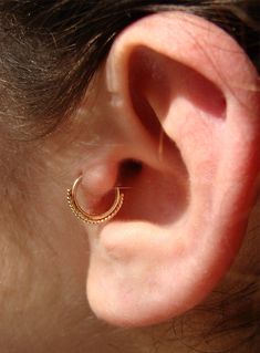 Boho 14k yellow solid gold tragus / helix /cartilage ear cuff jewelry - The five dots symbolize protaction ( hamsa) A beautiful unique dainty nose ring / septum / belly button piercing ~ Size of the nose ring inner diameter : 6.5 mm wire gauge : 22g ~ You can choose the finish you want- matte or gloss ~To open the ring -gently twist the ends sideways, slip into the hole and then gently twist the ends back for a continuous hoop. ~ As jewelry is made to order slight variances should be expected on Dainty Internally Threaded Small Hoop Piercings, Dainty Small Hoop Internally Threaded Piercings, Dainty Internally Threaded Small Hoop Nose Rings, Internally Threaded Small Hoop Piercings In Yellow Gold, Dainty Huggie Nose Rings With Internally Threaded, 14k Gold Small Hoop Nose Rings, Internally Threaded, 14k Gold Small Hoop Nose Rings With Internal Thread, 14k Gold Dainty Cartilage Earrings Internally Threaded, 14k Gold Small Hoop Nose Rings