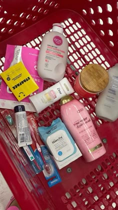 Target Shopping, Shower Skin Care, Pretty Skin Care, روتين العناية بالبشرة, Hygiene Products, Smell Goods, Bath And Body Care