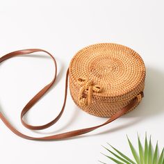 Color: c Round Straw Bag, Wicker Purse, Bamboo Bag, Bohemian Bags, Straw Handbags, Rattan Bag, Straw Bags, Brown Leather Strap, Types Of Bag