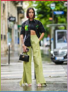 Embrace your thick hair with grace and style! Our curated collection of hairstyles for older women combines ease and elegance in every look. Tap the pin to see more and join our community for daily hair tips. #ChicHairstyles #TimelessBeauty #HairForWomen #ElegantHair #PinterestBeauty Paris Fashion Week Street Style 2022, 2023street Style, Uk Womens Fashion, Street Style 2022, Fashion Week 2022, Paris Couture, High Fashion Women, Nyfw Street Style, Street Style Edgy