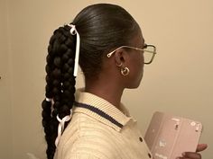 Ribbon Hairstyle Black Hair, Girly Hair Accessories, Natural Hair Ribbon Hairstyles, Ribbon Hairstyle 4c Hair, Ribbon Hairstyle Black Women, Bow Hairstyles Black Women, Curly Hairstyles With Ribbon, Curly Protective Styles, Unique Black Hairstyles