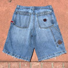 Insanely Sick Vintage 90s Jnco Carpenter Jorts Huge Back Pockets Mad Lofty Fit Baggy Jorts!! These Are By Far One Of The Fav Pairs Perfect Baggy Jorts For The Summer! Absolutely Love The Fit Of These! Size 34 Waist! #Jnco #Baggy #Vintage #Denim #Jorts Retro Shorts With Pockets For Streetwear, Retro Blue Jean Shorts For Streetwear, Y2k Style Medium Wash Shorts For Streetwear, Y2k Streetwear Cutoff Bottoms, 90s Short Streetwear Bottoms, 90s Style Short Length Streetwear Bottoms, 90s Short Length Streetwear Bottoms, Retro Streetwear Bottoms With Built-in Shorts, 90s Style Cutoff Bottoms For Streetwear