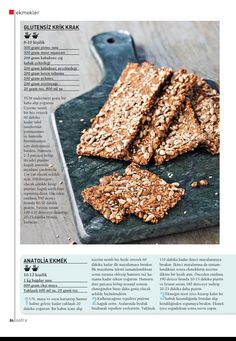 an image of granola bars on a cutting board with the recipe title in english