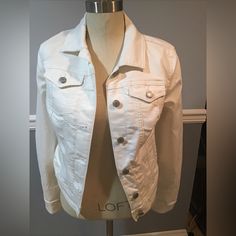 Old Navy New Women’s Small White Denim Jacket Fitted White Outerwear For Everyday, White Cotton Denim Jacket For Work, White Outerwear With Snap Buttons For Everyday, Everyday White Outerwear With Snap Buttons, Fitted Denim Jacket For Everyday Spring Wear, White Everyday Outerwear With Snap Buttons, Fitted White Denim Jacket For Fall, White Fitted Denim Jacket For Fall, Fitted Cotton Outerwear For Day Out