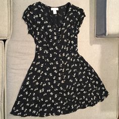 Brand New Urban Outfitters Short Sleeve Dress. Has Pockets!! Navy Blue Color With White Floral Pattern. Retro Style With Buttons Up Front And Laces And Ties In Back. Darting For Fit And Definition Of Waist. Pockets Are At Sides And Are Not Obviously Visible. Size Small. Casual Knee-length Mini Dress By Urban Outfitters, Urban Outfitters Casual V-neck Mini Dress, Casual Short Sleeve Dresses By Urban Outfitters, Casual Mini Dress By Urban Outfitters, Fitted Short Sleeve Dresses By Urban Outfitters, Urban Outfitters Casual Short Sleeve Dresses, Casual Fitted Ditsy Floral Print Dress, Casual Ditsy Floral Print Mini Dress For Date Night, Casual Fitted Ditsy Floral Dress