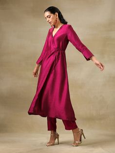 Delhi Shopping, Top Clothing Brands, Kurta Pant Set, Silk Kurti, Contemporary Dresses, Top Clothing, Indian Inspired, Kurta With Pants