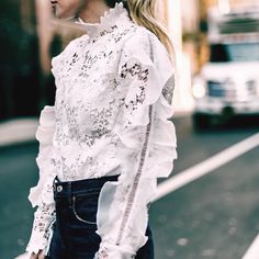 Weekend ready in the Liya. #modelcitizen @yaelsteren Couture Dior, White Ruffle Shirt, Dress Like A Parisian, Detail Couture, Net Top, Cooler Look, Skateboarder, Ruffle Shirt, 가을 패션