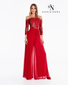 Prom Jumpsuit, Red Wedding Dresses, Jumpsuit Elegant, Pretty Prom Dresses, Bride Clothes, Hottest Fashion Trends, Jumpsuit Fashion, Classic Dress, Couture Fashion