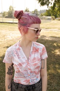 christopher-walken: travisjacob: Sabrina with new hair,... Pink Haircut, Undercut Long Hair, Baby Bangs, Undercut Hairstyles, Pastel Hair, Sleek Hairstyles, Favorite Hairstyles, Rainbow Hair, Hair Envy