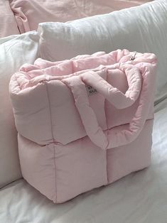 Pink Girly Things, Fancy Bags, Bags Aesthetic, Pretty Bags, Cute Bags