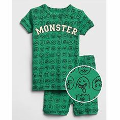 Baby Gap Glow-In-The-Dark Monster Pajamas Turn Off The Lights, This Graphic's Going To Glow Bright! Color: "Parrotfish Green" Soft Stretch Jersey Knit Short Sleeves Crewneck Elasticized Waist At Shorts Banded Cuffs Allover Print Glows In The Dark Easy Pull-On Waist Snug Fit 100% Cotton Size: 6-12 Months New With Tag Original Retail Price: $26.95 Harry Styles Quotes, Short Pajamas, Green Soft, Short Pj Set, Month Colors, Knit Short, Pajamas Set, Child Safety, Turn Off