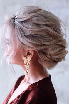 Fantastic Mother Of The Bride Hairstyles For Truly Special Looks ★ Bridal Hair On Short Hair, Groom Hair Styles, Wavy Layered Hair, Wedding Hairs, Long Side Bangs, Bride Updo