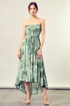 WOVEN DRESS Size + Fit - Model is wearing size S - Measurements taken from size S - 5'9" / 175CM - 32-24-34 Tube Maxi Dress, Denim Ruffle Dress, Tube Maxi Dresses, Dye Dress, Tie Dye Maxi Dresses, Tie Dye Maxi, Strapless Maxi, Pleated Bodice, Strapless Maxi Dress