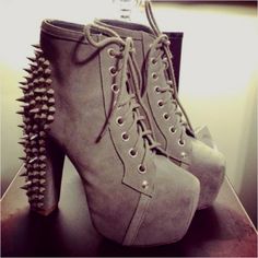 Jeffrey campbell lita <3 Jeffrey Campbell Lita, Cheap Womens Fashion, Studded Boots, Jeffrey Campbell Shoes, Crazy Shoes, Dream Shoes, Shoe Obsession, About Fashion, Cute Shoes