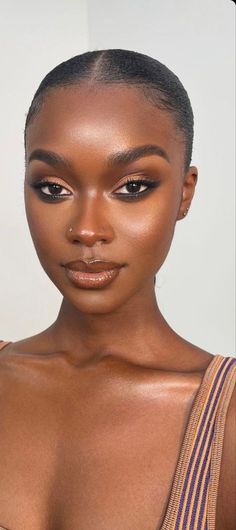 Mekap Mata, Face Beat Makeup, Black Skin Care, Smink Inspiration, Dark Makeup