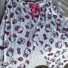 Brand New Hello Kitty Pj Pants Size: Medium Cute Bottoms With Pockets, Cute Bottoms With Pockets Long Pants, Cute Summer Loungewear Pants, Cute Hello Kitty Print Bottoms, Cute Long Pants Sleepwear For Sleepovers, Cute Pink Sleep Bottoms, Cute Pink Bedtime Pants, Cute Bottoms With Elastic Waistband, Cute Hello Kitty Loungewear Pants