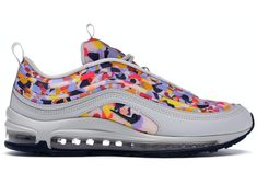 Sneakers Nike Air Max, All Nike Shoes, Shoes Sneakers Nike, Fresh Shoes, Nike Air Max For Women, Air Max Women, Stadium Goods, Hot Sneakers, Nike Air Max 97