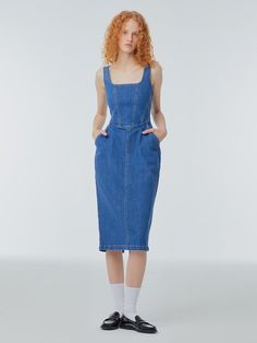 This denim dress can be worn any time of the year.Crisp and classic, it is easy-going and fresh.It's easy to wear, comfortable and looks good with just about everything. - Square neck and back zip closure- Cotton blend denim fabric, so very soft and durable  - This one feature a hourglass shape - Side pockets and adjustable shoulder straps - This soft dress with the perfect pop of pretty Denim Corset Dress, Denim Corset, Soft Dress, Hourglass Shape, Easy Going, Corset Dress, Denim Fabric, Time Of The Year, Square Neck