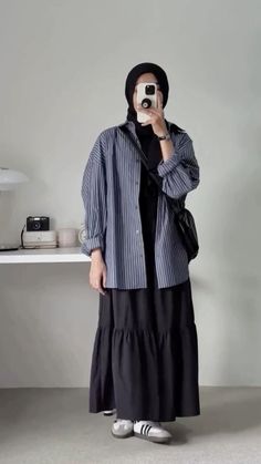 #modestwear #modestwear #modestwearinspiration #modestinspiration #hijabi #hijabiinspiration #outfit #outfitinspo #outfitinspiration Modest Casual Outfits Muslim, Bella Square, Cotton Hijab, Hijab Style Casual