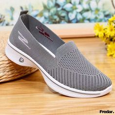 Premium Breathable Slip-On Loafers with Soft Sole and Casual Design Yoga Shoes, Mesh Fashion, Shoes Walking, Fashion Shoes Flats, Casual Flat Shoes, Shoe Covers, Casual Design, Casual Sport Shoes, Casual Flats