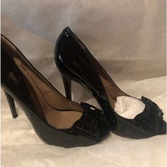 Nwt In Box Gorgeous Bruno Magli Black Patent Leather Double Cut Out Bow Peep Toe Pumps. Covered Platform. Leather Sole And Insole. 4.25 Inch Heel. Includes Dust Bag. Made In Italy. 10% Discount On Bundle Of Three Or More Items Great Shoe For Holiday Parties And New Year’s Eve! Elegant Black Open Toe Heels, Black Patent Leather Heels For Evening, Designer Patent Leather Heels For Formal Occasions, Black Open Toe Heels For Formal Occasions, Formal Black Open Toe Heels, Open Toe Patent Leather Heels For Office, Luxury Evening Heels, Medium Width, Luxury Medium Width Heels For Evening, Designer Patent Leather Heels For Evening