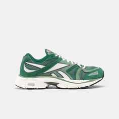 Green Running Shoes, Lifestyle Shoes, Cross Training Shoes, Black Trainers, Sport Performance, Suede Fabric, Gym Training, Sport Bh, White Trainers