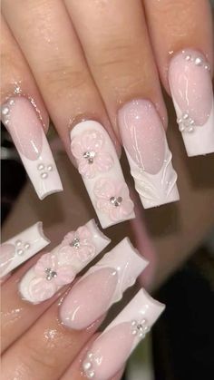 White Ombré Nails With Design, Medium Quince Nails, Princess Nails Aesthetic, Flared Nails, Pretty Gel Nails, Acrylic Nails Coffin Pink