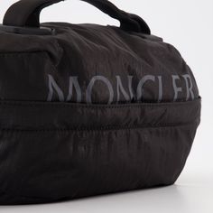 Sac banane Alchemy Moncler pour homme. Functional Nylon Bags With Removable Belt, Best Suitcases, Black Fanny Pack, Ankle Boots Dress, Ripstop Fabric, Fashion Deals, Bum Bag, Kids Sunglasses, Small Leather Goods