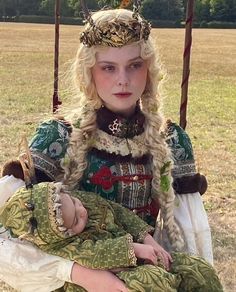 Shotting Photo, Medieval Clothing, Funny Face, Elle Fanning, Fantasy Fashion, Historical Fashion, Dress Code, Face Art, Costume Design