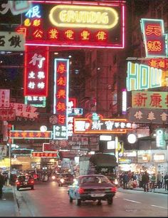 Japan Scenery, Town Aesthetic, Dream Core, China Town, Pinterest Board, Travel Aesthetic, Go Outside, Old Photos, Beautiful Pictures