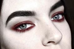 Vampiric Makeup, Vampire Makeup, Alternative Makeup, Cool Makeup Looks