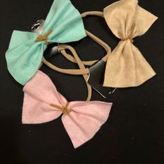 Bundle (3) Of Felt Bow On Nylon Headbands Includes; Beige Felt Bow On Nylon Headband 7259 Pink Felt Bow On Nylon Headband 7258 Mint Felt Bow On Nylon Headband 7257 Big Bows Are These For Sure!! 6" Felt Bow Headband Is Made Out Of Soft And Stretchy, Nude Nylon That Is Gentle On The Head, Also Is One Size Fits All. Perfect To Add That Extra Finishing Touch To Any Outfit To Get All Of The Attention A Princess Deserves. Brand New, Never Worn. New From My Boutique With Tags, Allow For Slight Color Va Pink Felt, Felt Bows, Handcrafted Accessories, Kids Hair Accessories, Nylon Headbands, Big Bows, A Princess, Bow Headband, Kids Accessories