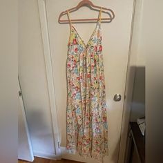 Never Worn. Brand New With Tags. Size 6. Cotton. Spring Cotton Lined Maxi Dress, Spring Lined Cotton Maxi Dress, Spring Vacation Dress, Spring Daytime Maxi Dress, Summer Lined Maxi Dress For Garden Party, Daytime Spring Maxi Sundress, Spring Daytime Maxi Sundress, Daytime Floral Sundress Maxi Dress, Daytime Floral Sundress