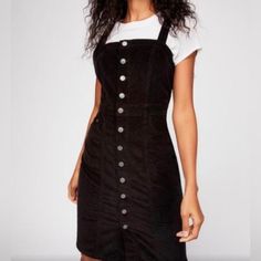 Free People Black Corduroy Button Up Overall Dress With Adjustable Straps -Defines Waist -Looks Great Over Any Shirt Or Sweater Size: 2 Color: Black New With Tags Photos From Freepeople.Com Soft Girl Dress, Dress Designs For Girls, Corduroy Pinafore, Corduroy Pinafore Dress, Corduroy Overall Dress, Denim And Lace, Button Up Dress, Back To School Outfits, Dresses For Teens