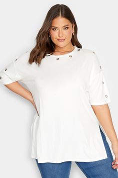 Basics don’t have to be boring with this plus size oversized t-shirt. Made from a comfortable jersey fabric, it features silver-tone eyelet detail with short sleeves and a scoop neckline, complete with a side split hem. One to team with your leather-look leggings and boots or heels.   Yours Clothing, the home of plus size fashion offering women’s clothing in UK sizes 14-40. Delivering quality clothing that fits and flatters, you’ll find an unbeatable range of women’s curve clothing at excellent Outfits Nyc, Elegant Wedding Guest Dress, Size 16 Women, Plus Size White, Curve Fashion, Plus Swimwear, Next Fashion, Stylish Plus