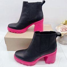 Sorel Brex Waterproof Platform Heel Chelsea Boots Bootie Black/Cactus Pink Size Womens Us 8 Condition: New Without Box Msrp $180 Best Seller Color, Super Rare True To Size For Most. Consider A 1/2 Size Up If You Have Wide Feet Or Are Between Sizes. A Bold Shoe For Living In The City In Winter Weather Full-Grain Leather With Gore Chelsea Panels For Ease Of Entry Seam-Sealed Waterproof Construction Keeps Us Dry Molded Rubber Interior Eva Midsole For Comfort Molded Rubber Cupsole For Incredible Tra Trendy Pink Boots With Reinforced Heel, Pink Insulated Outdoor Boots, Pink Boots For Outdoor Fall Activities, Pink Casual Synthetic Boots, Casual Pink Boots With Reinforced Heel, Casual Pink Insulated Boots, Casual Pink Ankle Boots, Pink Synthetic Boots With Reinforced Heel, Pink Waterproof Spring Boots