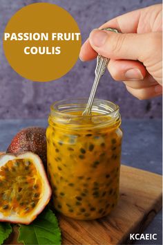 Passion Fruit Sauce Recipes, Passion Fruit Coulis Recipe, Passion Fruit Coulis, Passion Fruit Jelly Recipe, Grenadella Recipes, Passion Fruit Cheesecake Recipe, Gelato Toppings, Pineapple Coulis, Passionfruit Pavlova