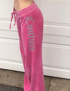 Pink Sweatpants Aesthetic, Jucy Pants Outfit, Mcbling Pants, Purple Tracksuit, Y2k Track Pants, Y2k Loungewear, Juicy Couture Clothes, Trashy Outfits