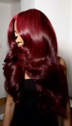 Colored Lace Front Wigs Black Women, Ombré Red Hair, Wig Colors Black Women, Fall Hair Colors For Black Women, Red Hair Black Women, Dark Red Wig, Lace Hairstyles, Closure Wig Install, Red Lace Front Wigs