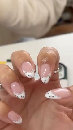 #nails #naildesign #nailinspo 17th Birthday Nails, White Nail Ideas, Bow Nail Designs, Hoco Nails, Teen Nails, Bow Nails, Bow Nail, Plain Nails, Cute Simple Nails